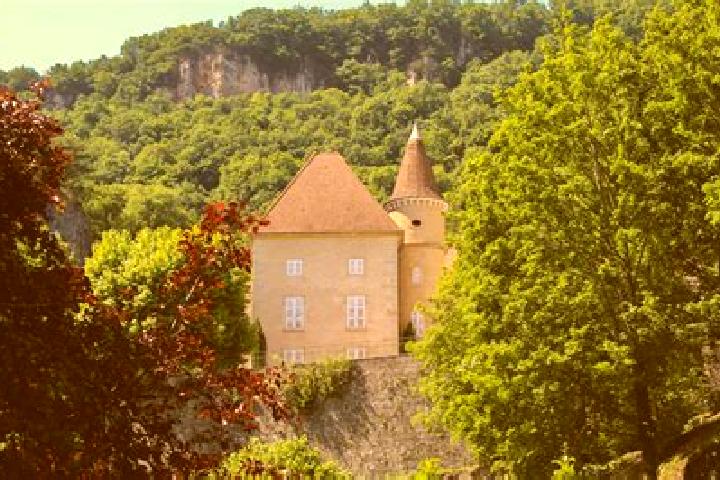 escort Saint-Sorlin-en-Bugey