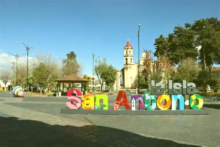 escort San Antonio la Isla