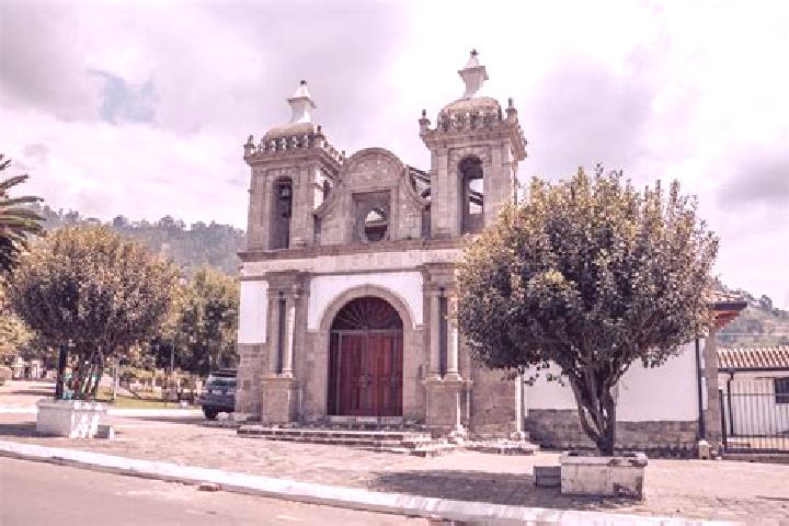 escort San Bartolome de Pinllo