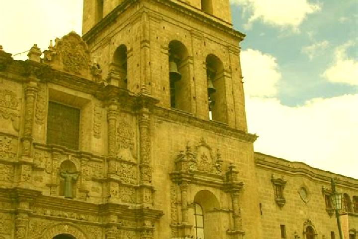escort San Francisco de la Paz
