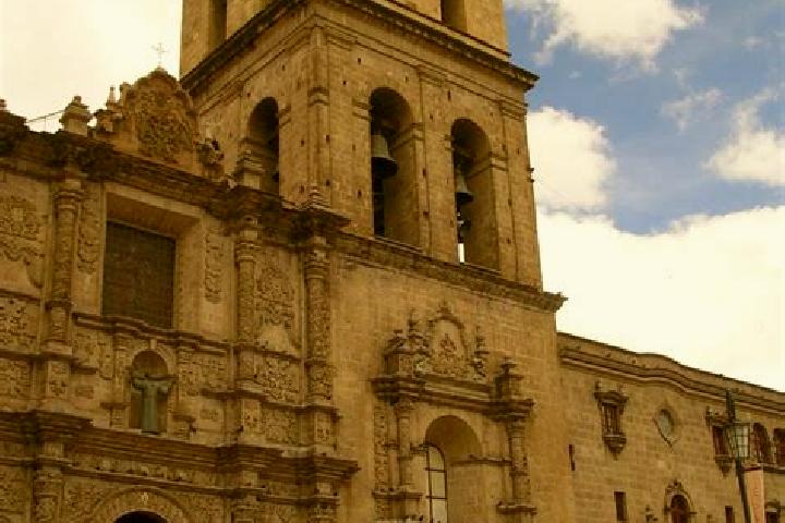 escort San Francisco la Paz