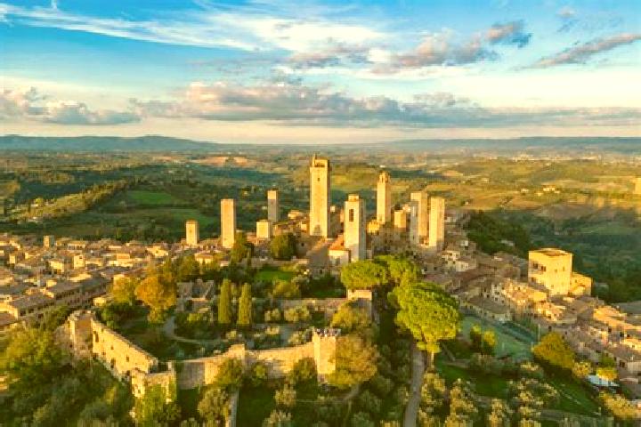 escort San Gimignano