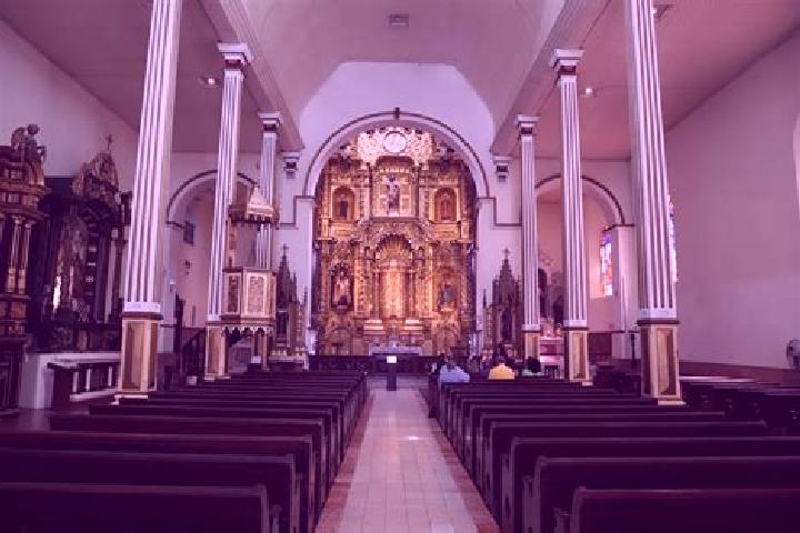 escort San Jose de Aerocuar