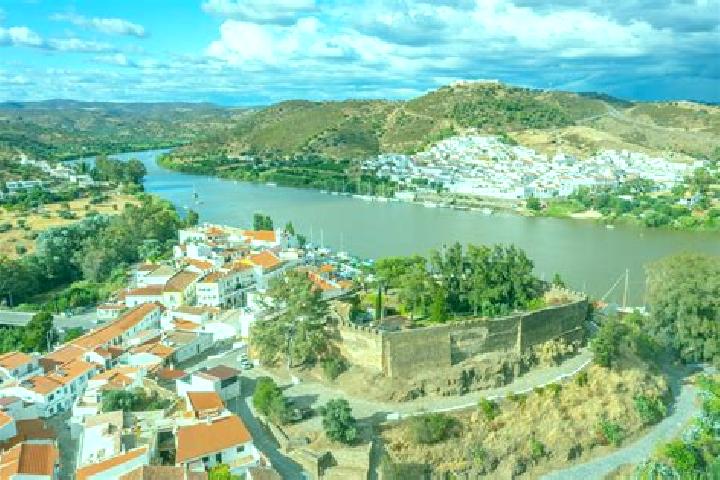 escort Sanlucar de Guadiana