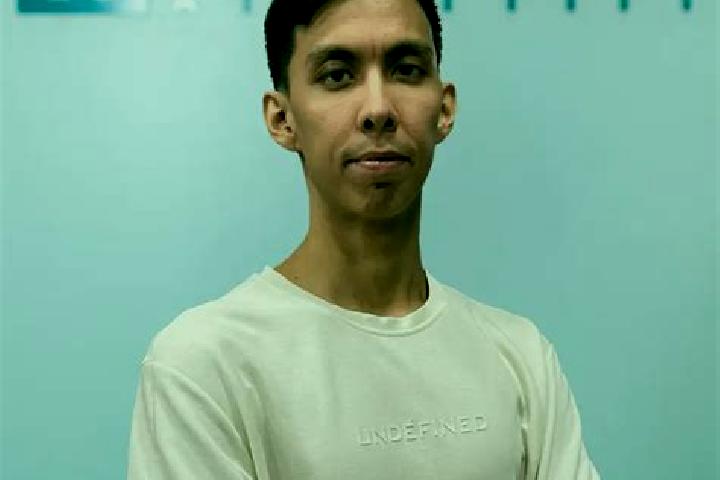 escort Saparbay