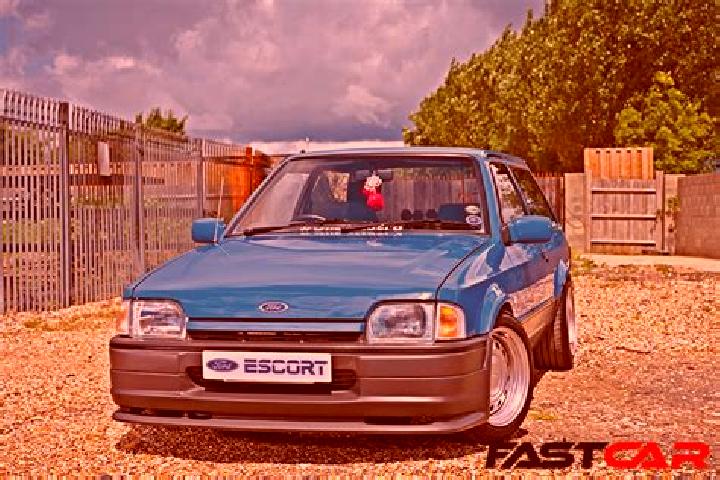 escort Sarikavak
