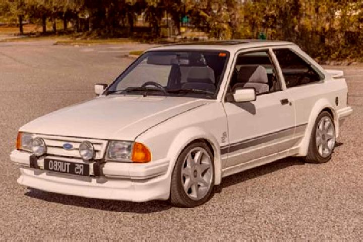 escort Sauzet