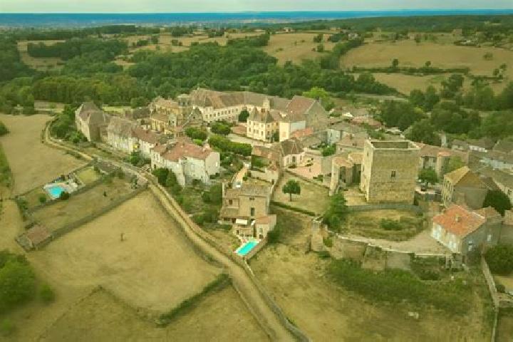 escort Semur-en-Brionnais
