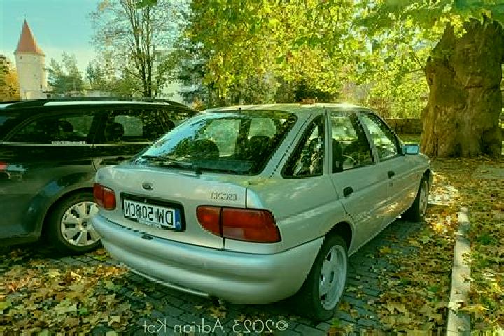 escort Sentelek