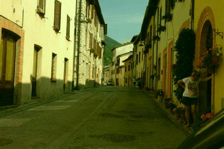 escort Serravalle di Chienti