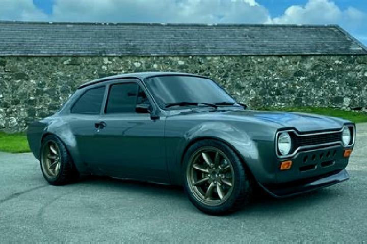 escort Serro