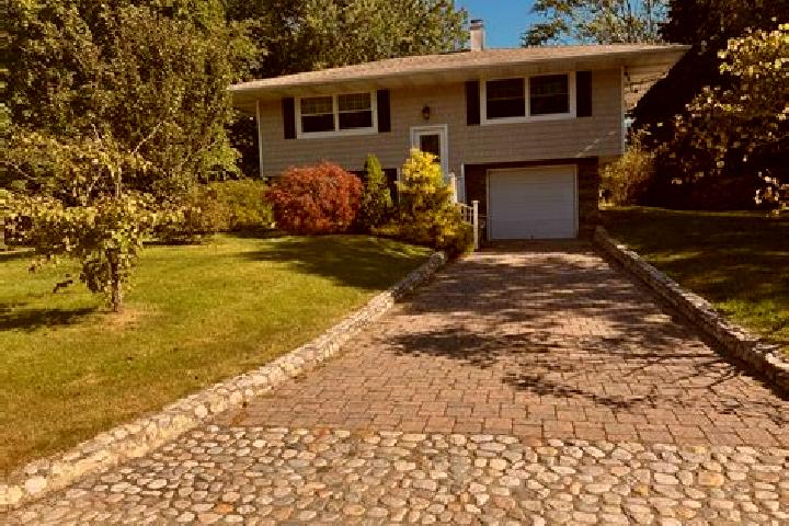 escort Setauket-East Setauket