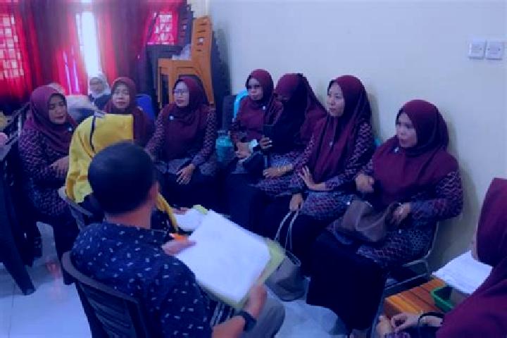 escort Seteluk Tengah