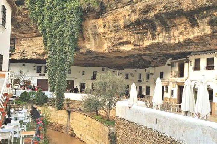 escort Setenil de las Bodegas
