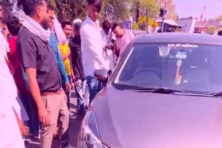 escort Shujalpur