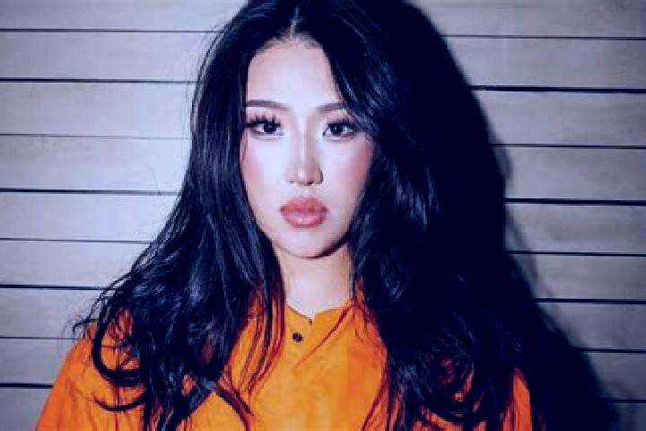 escort Shwe Lin Ban