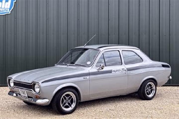 escort Silver Lakes