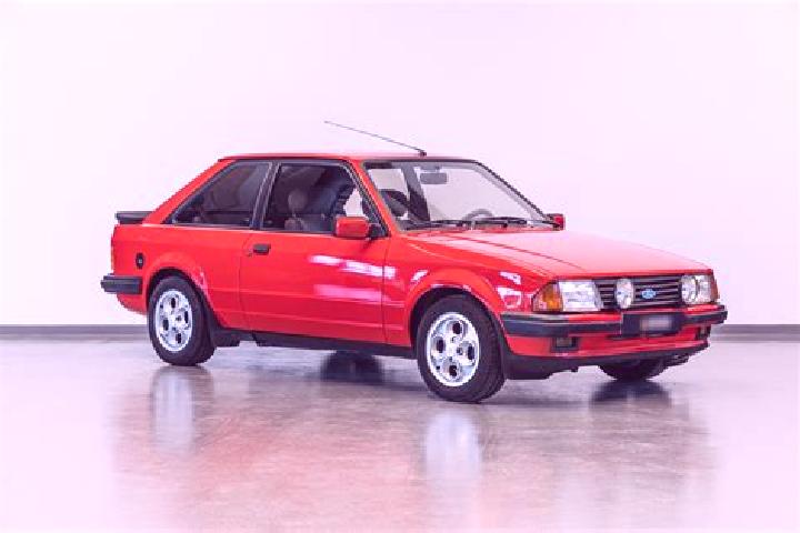 escort Simontornya