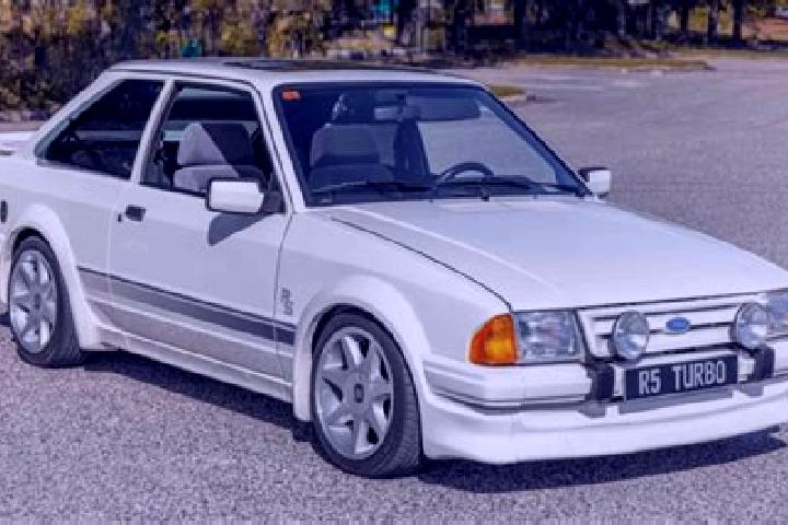 escort Sinjil