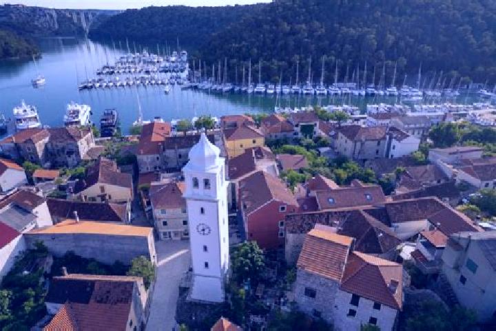 escort Skradin