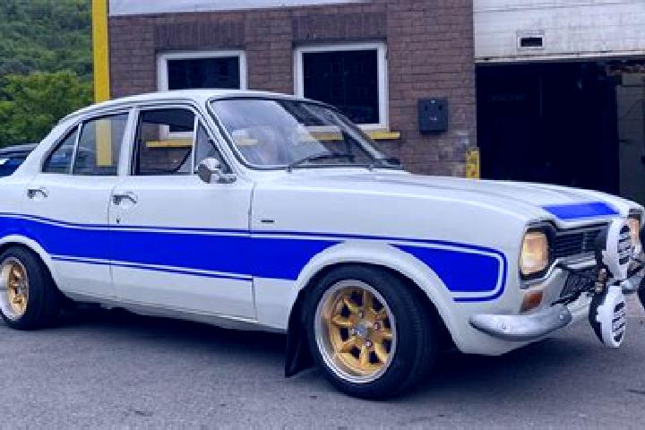 escort Sohela