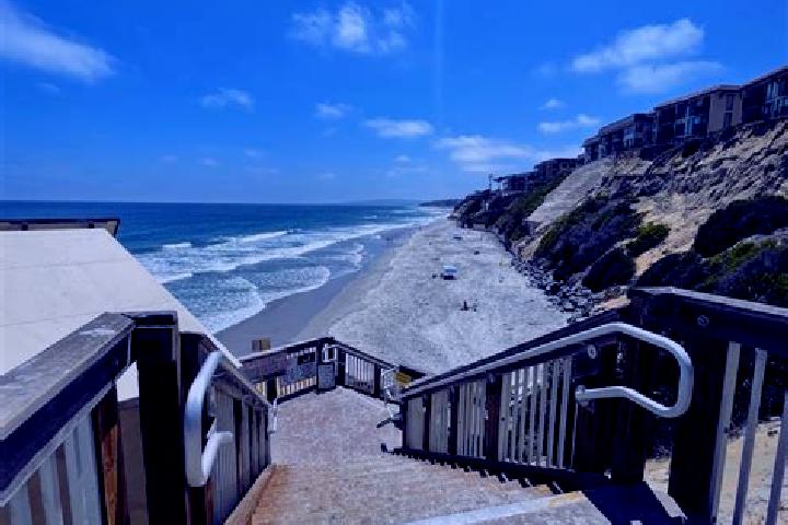 escort Solana Beach