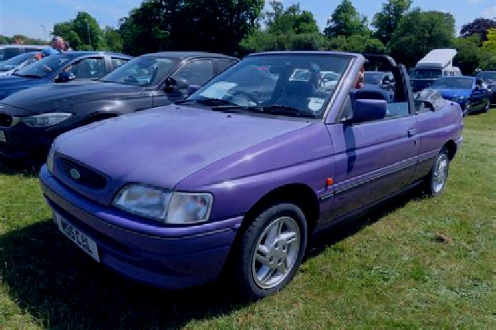 escort Solara