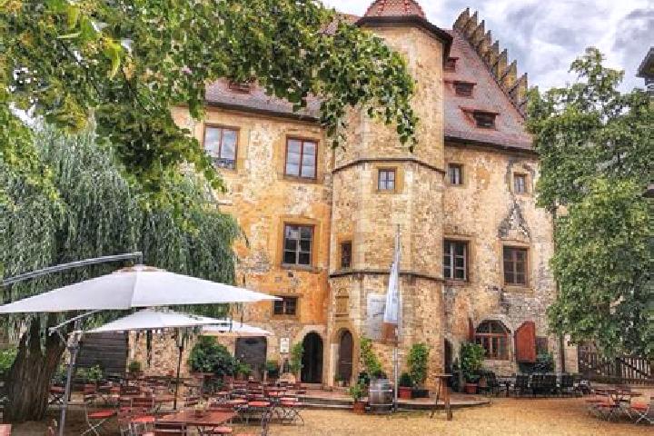 escort Sommerhausen