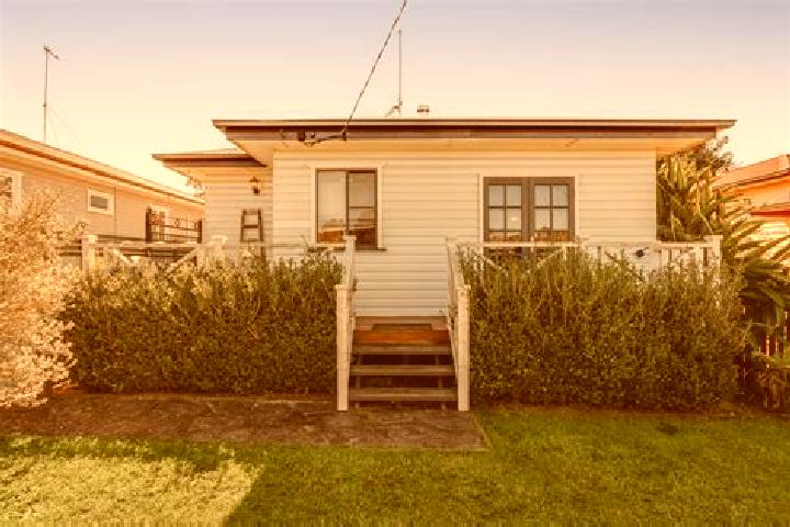 escort South Toowoomba