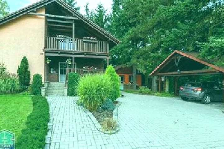 escort Spalene Porici