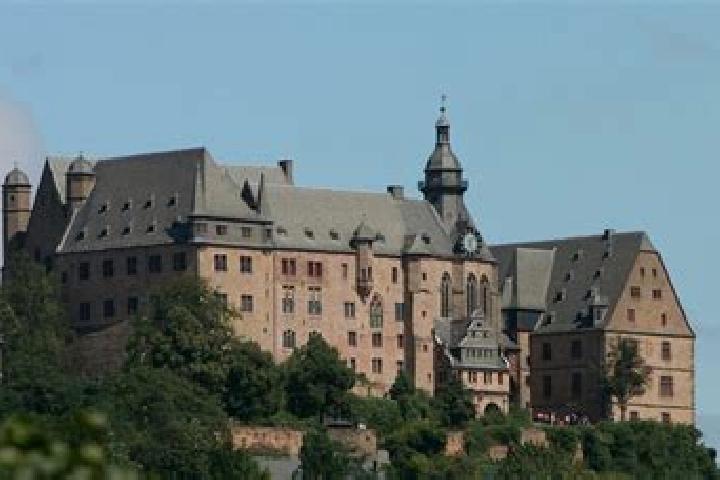 escort Staufenberg