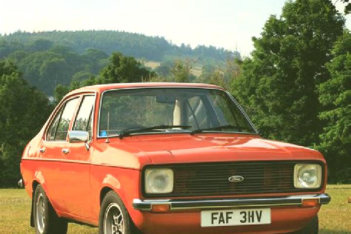 escort Streetly