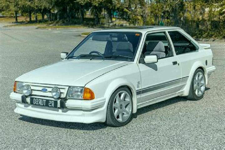 escort Stretti