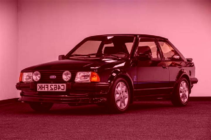 escort Strymba