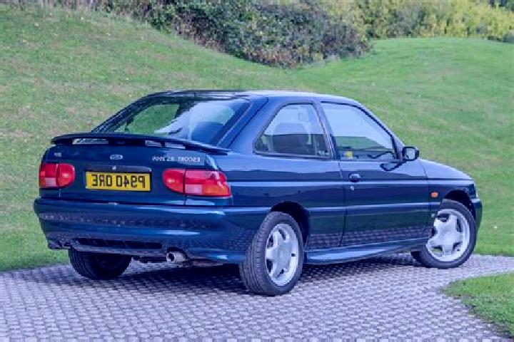 escort Stuartfield