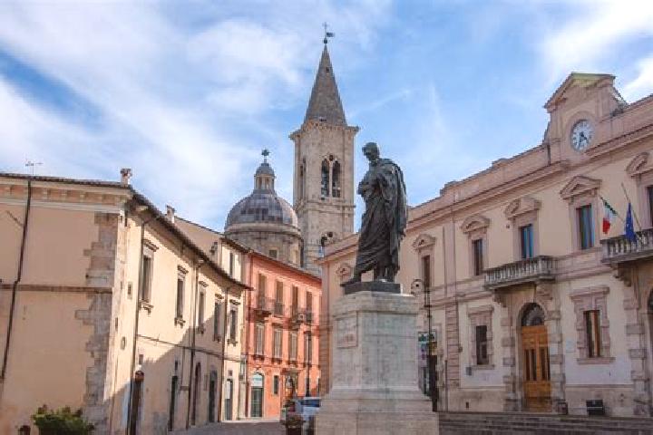 escort Sulmona