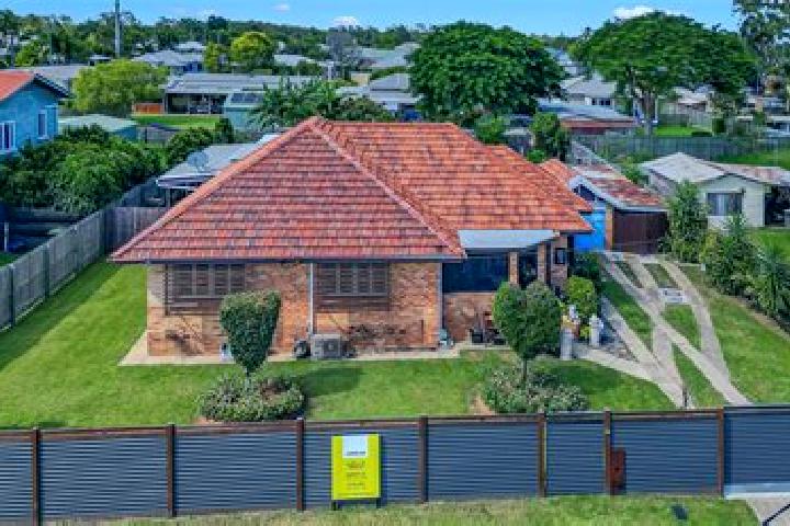 escort Svensson Heights