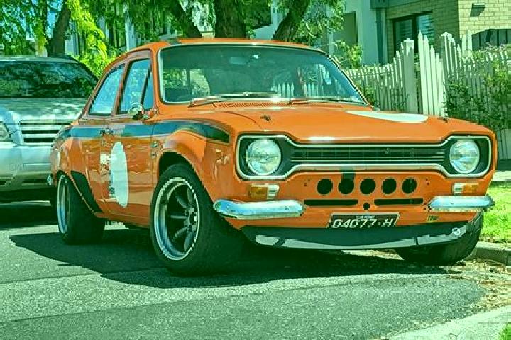 escort Taabinga