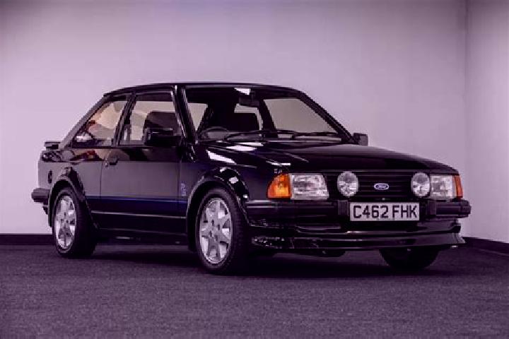 escort Tarland
