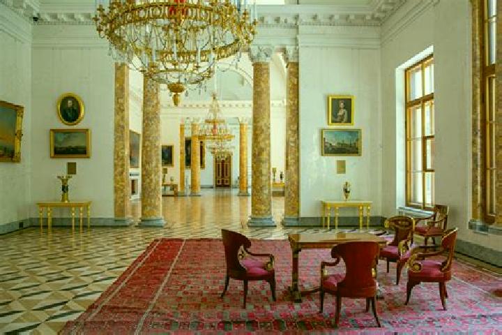 escort Tarskoye