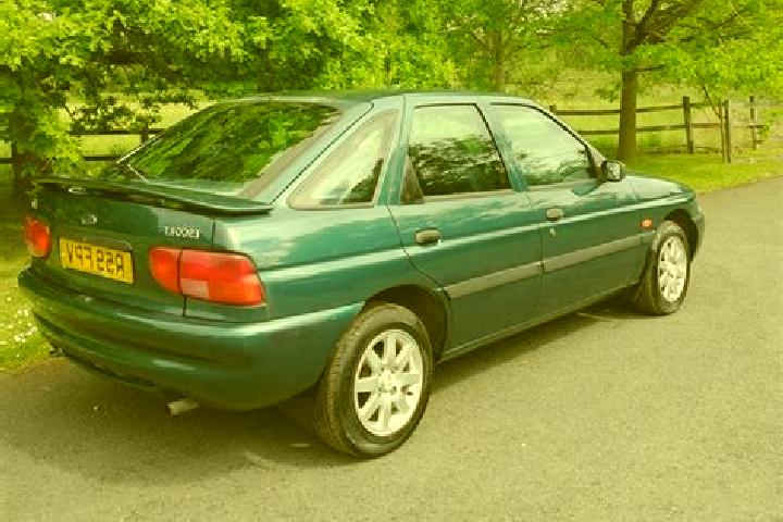 escort Tavda