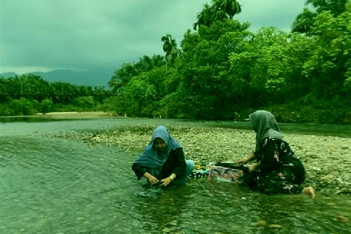 escort Tenggulun