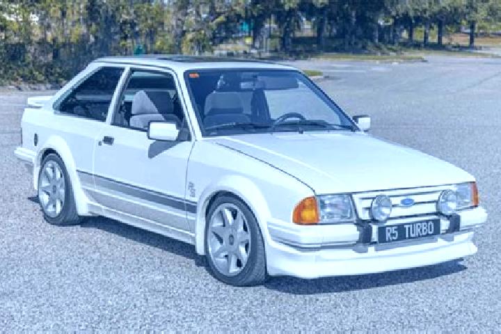 escort Tepetixtla