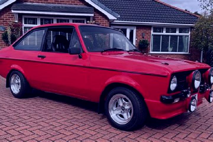 escort Thrapston