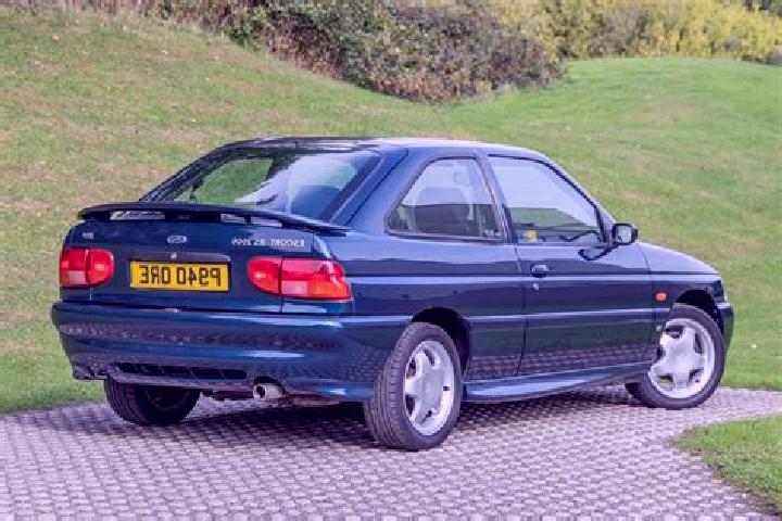escort Tiaro