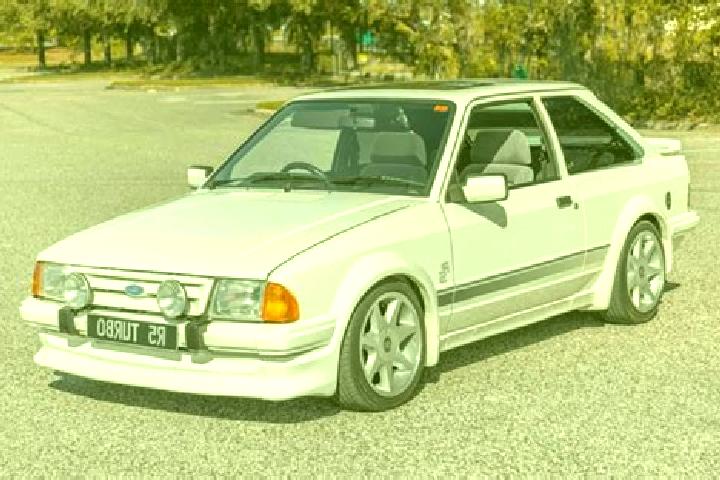 escort Tikiraya