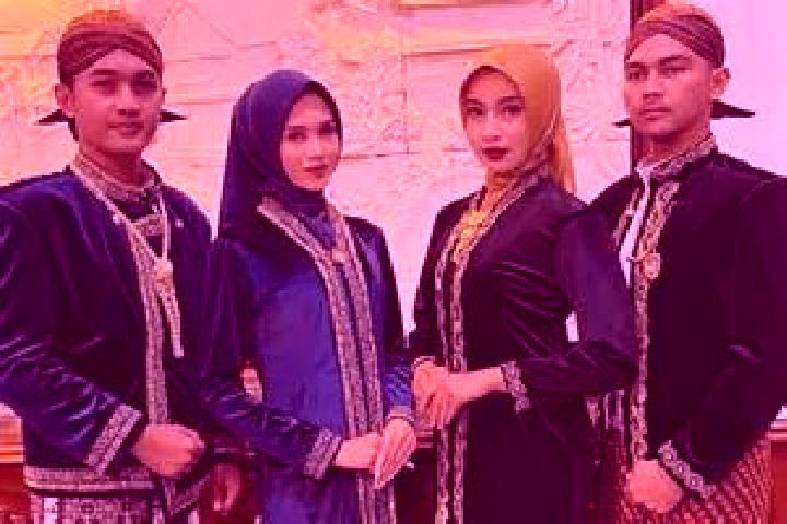 escort Timur