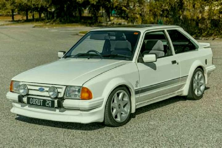 escort Tlogowaru