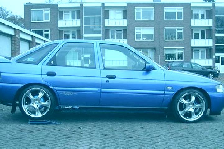 escort Toen