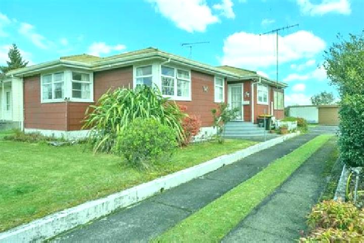escort Tokoroa